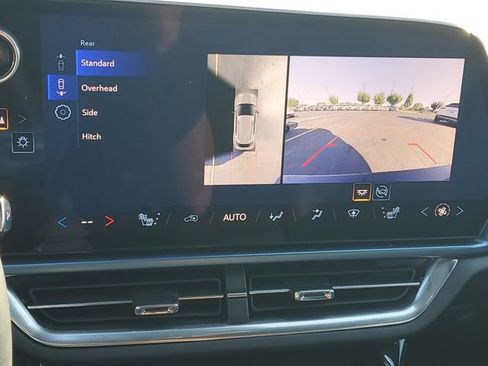 Used 2024 Chevrolet Equinox EV LT w/ LPO, All-Weather Mat Package AWD/4WD image 28