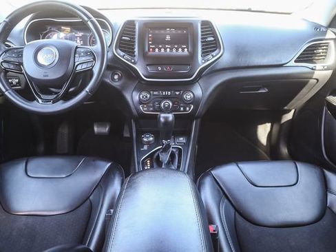 Used 2019 Jeep Cherokee Latitude Plus image 13