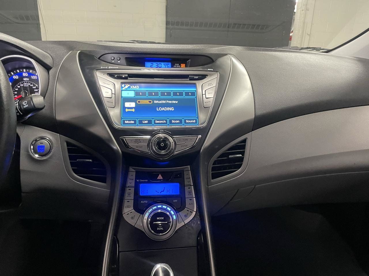 Used 2013 Hyundai Elantra Limited w/ Technology Pkg FWD image 15