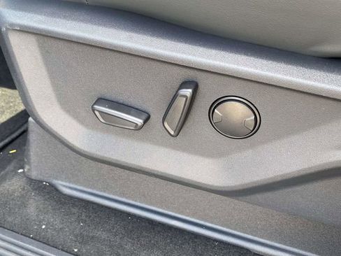 New 2026 Ford Expedition Max Active RWD image 18
