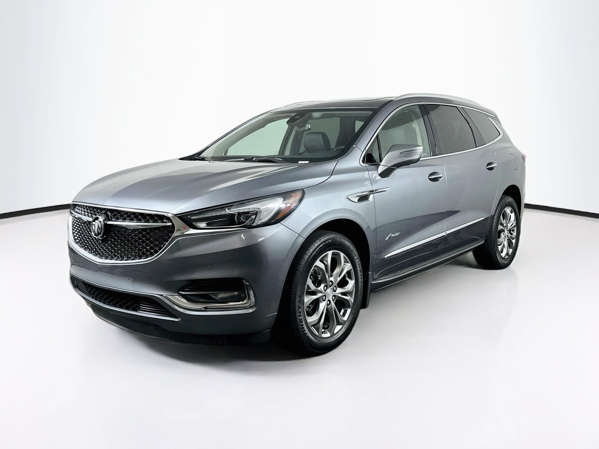 Used 2021 Buick Enclave Avenir w/ Avenir Technology Package FWD image 3