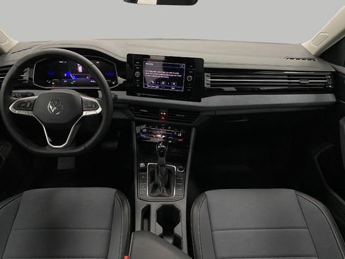 New 2025 Volkswagen Jetta SE image 19