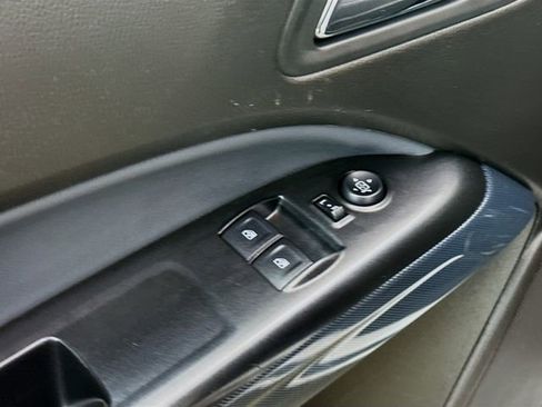 Used 2015 Chevrolet Colorado Z71 image 18