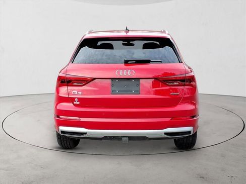 Used 2024 Audi Q3 2.0T Premium w/ Convenience Package image 6