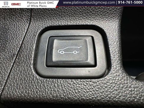 Used 2018 GMC Acadia Denali w/ Technology Package image 14