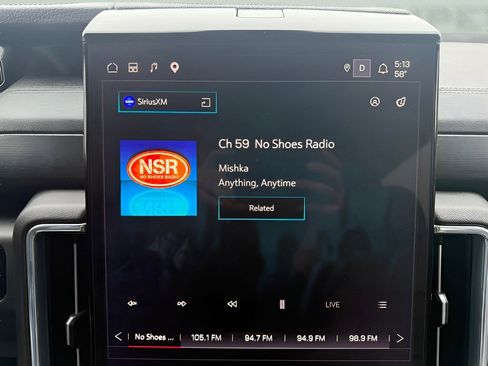 Used 2025 GMC Yukon XL Denali AWD/4WD image 30