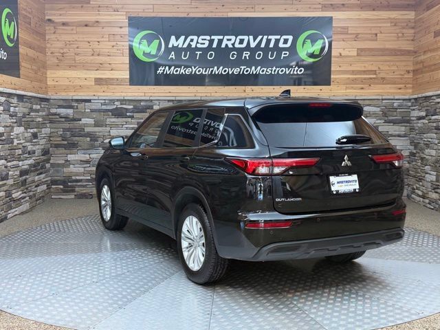 Used 2022 Mitsubishi Outlander ES AWD/4WD image 8