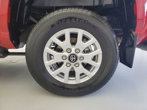 Used 2024 Toyota Tacoma SR5 w/ SR5 Upgrade Package image 10