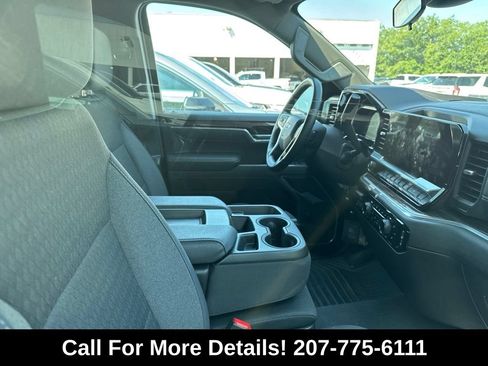 Used 2026 Chevrolet Silverado 1500 LT AWD/4WD image 3