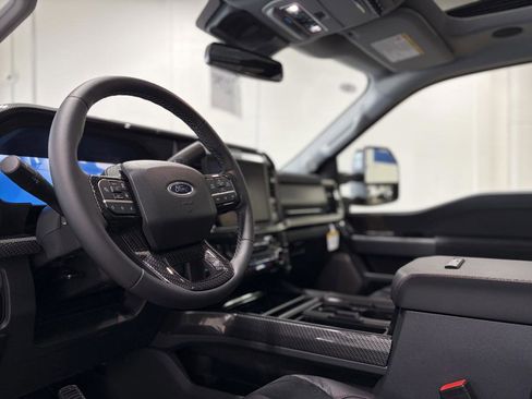 New 2026 Ford F250 Lariat w/ Black Appearance Package AWD/4WD image 26