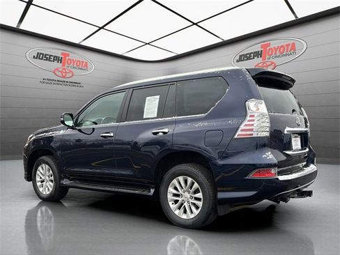 Used 2022 Lexus GX 460 Premium image 3