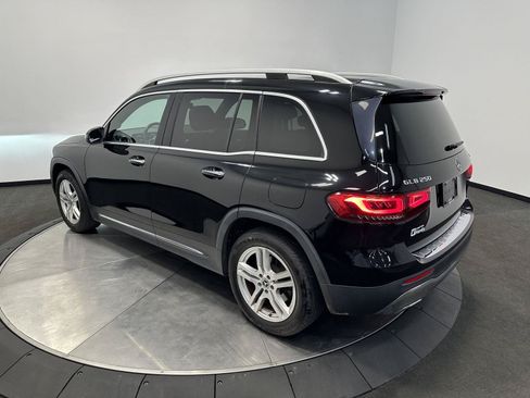 Used 2021 Mercedes-Benz GLB 250 4MATIC image 5