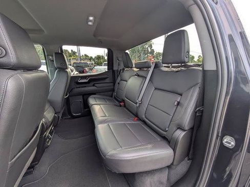 Certified 2024 GMC Sierra 1500 SLT AWD/4WD image 14