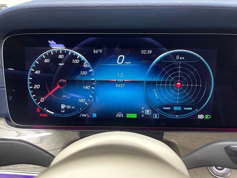 Used 2023 Mercedes-Benz E 450 4MATIC Cabriolet image 31