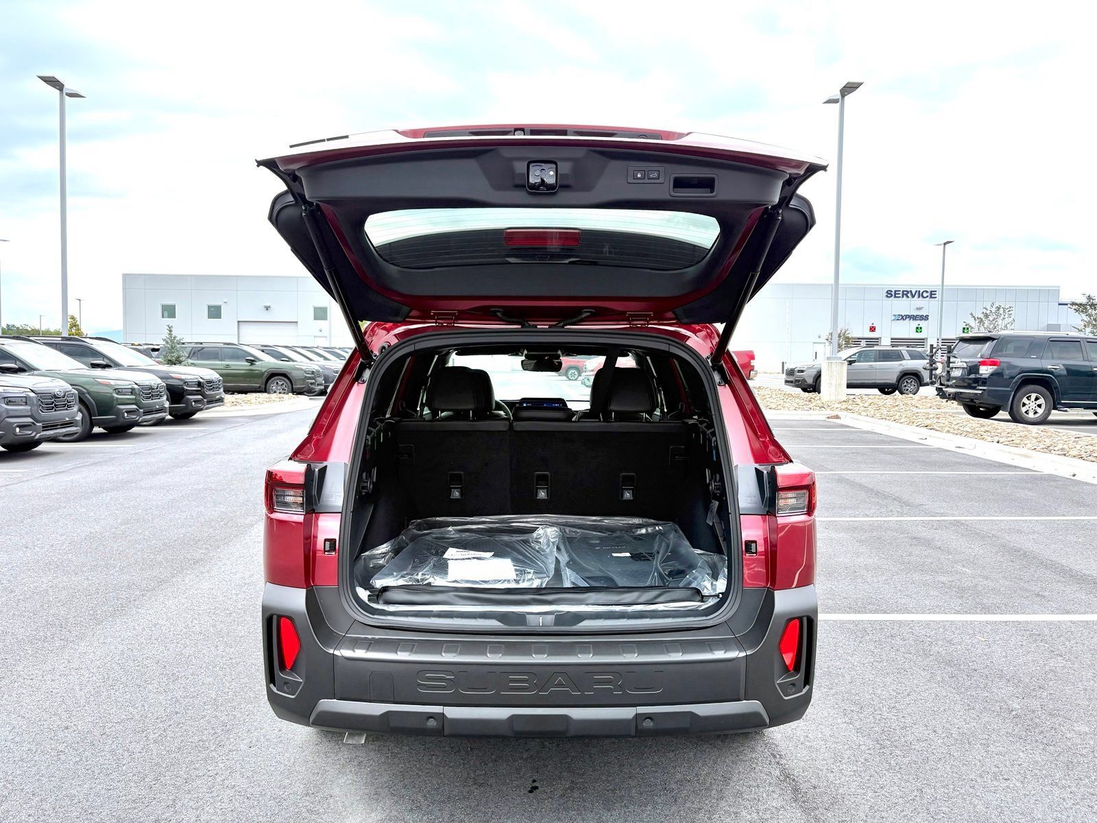 New 2026 Subaru Outback Premium w/ Premium/Limited Package AWD/4WD image 9