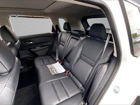 Certified 2024 Nissan Rogue SV w/ SV Premium Package FWD image 27