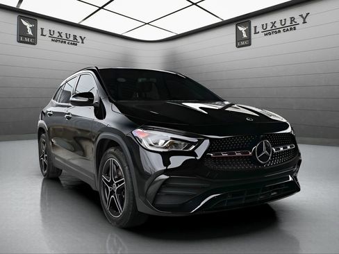 Used 2023 Mercedes-Benz GLA 250 4MATIC image 1