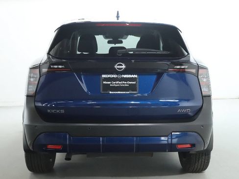 Certified 2025 Nissan Kicks SV AWD/4WD image 44