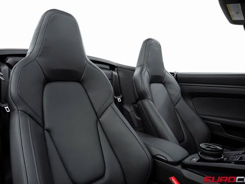 Used 2026 Porsche 911 Carrera 4 GTS image 42