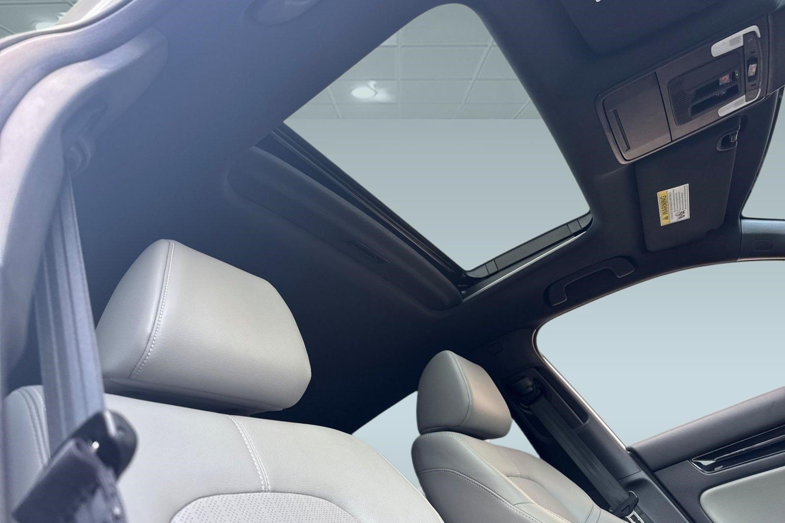 Certified 2025 Honda Civic Sport Touring image 24