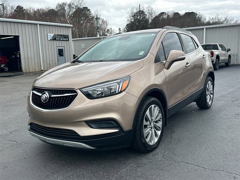 Used 2018 Buick Encore Preferred image 2