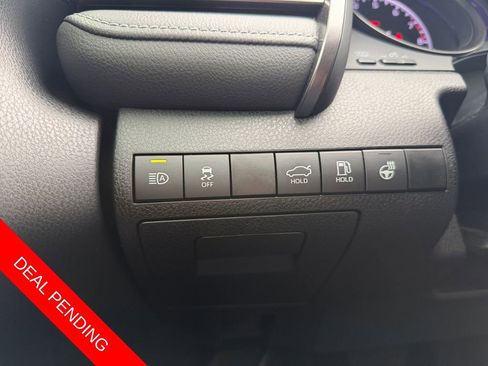 Used 2021 Toyota Camry SE w/ Cold Weather Package image 31