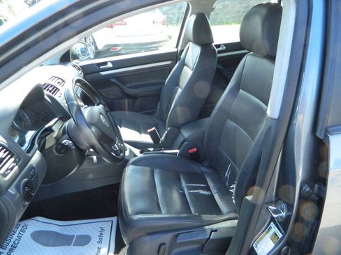 Used 2008 Volkswagen Jetta Wolfsburg Edition FWD image 12