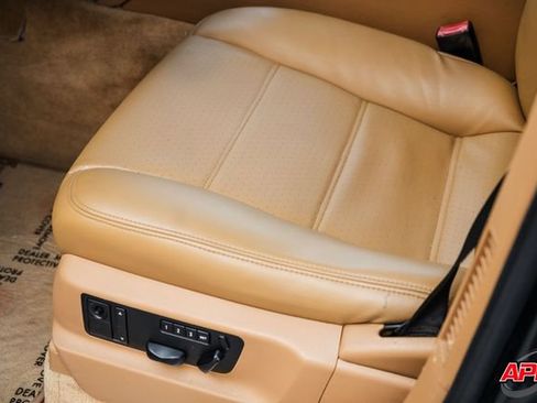Used 2004 Porsche Cayenne Turbo AWD/4WD image 60
