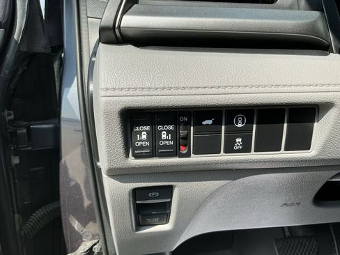 Used 2022 Honda Odyssey EX-L image 22