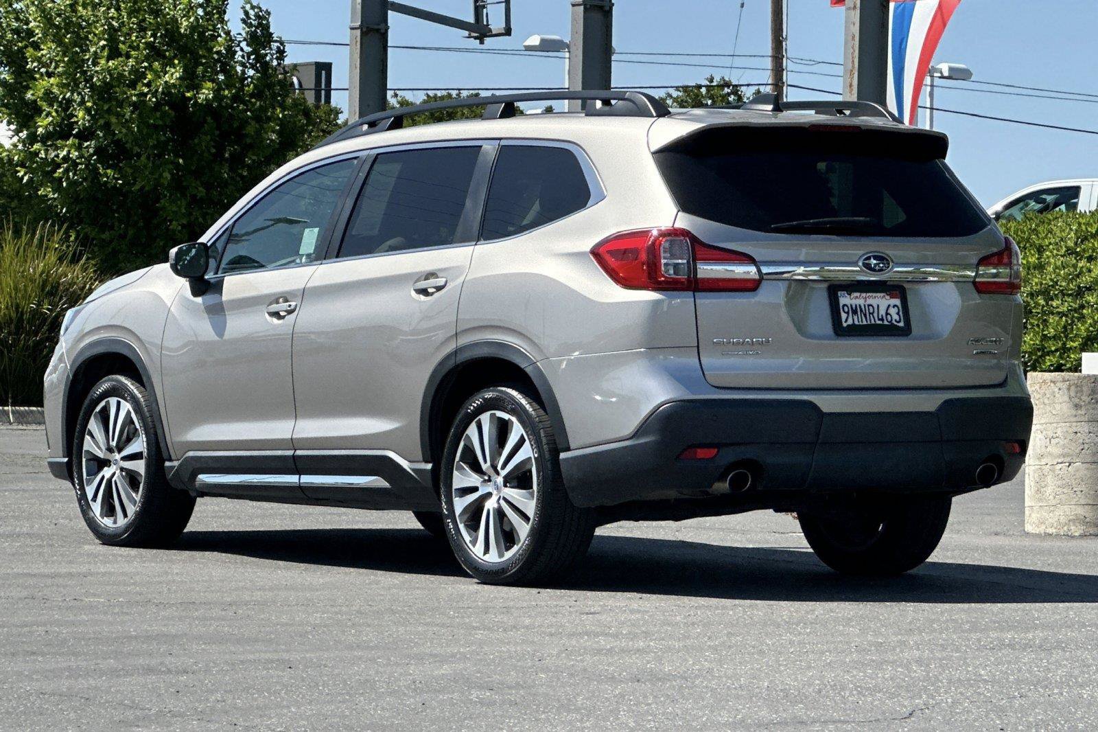 Used 2019 Subaru Ascent Limited AWD/4WD image 5