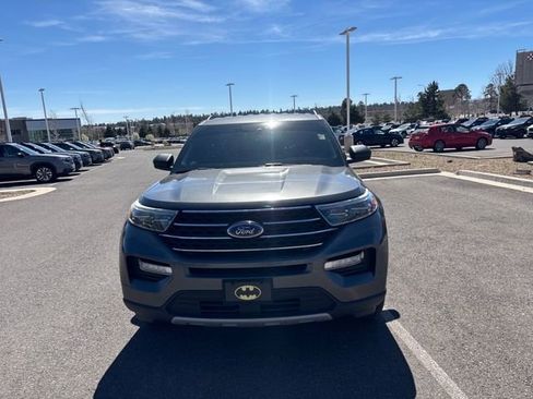 Used 2020 Ford Explorer XLT w/ Equipment Group 202A image 8