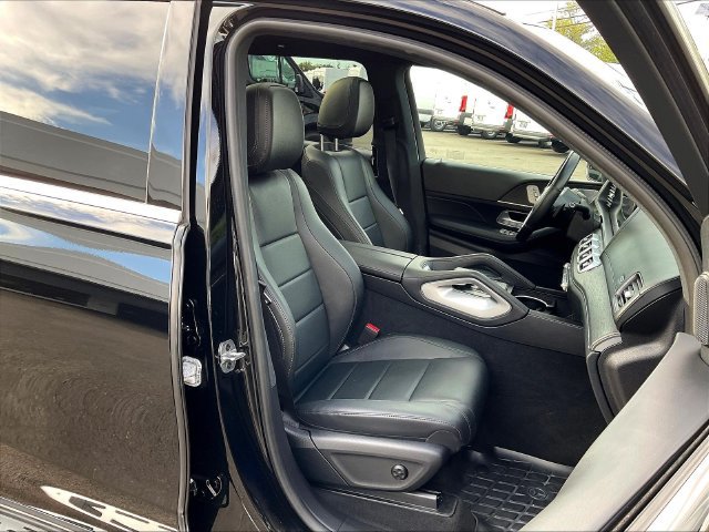 Certified 2022 Mercedes-Benz GLS 450 4MATIC image 31