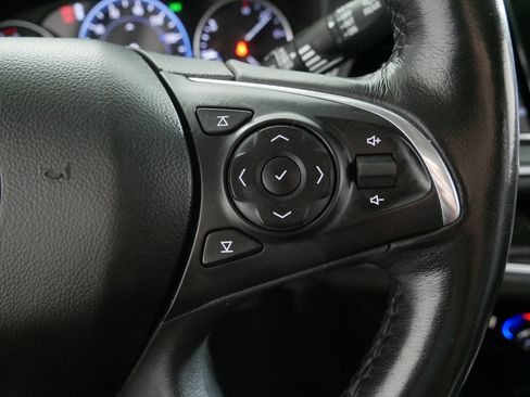 Used 2021 Buick Enclave Avenir w/ Avenir Technology Package image 28