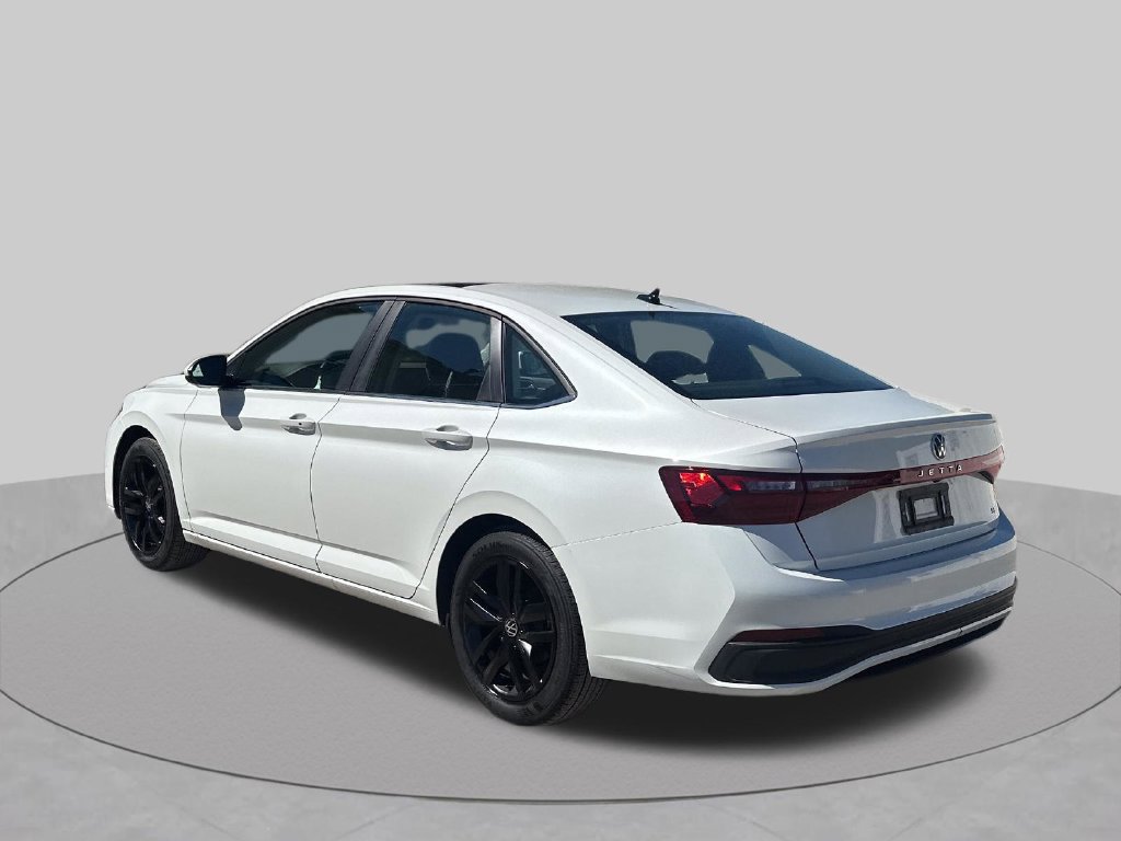Used 2025 Volkswagen Jetta SE w/ Sunroof Package FWD image 35