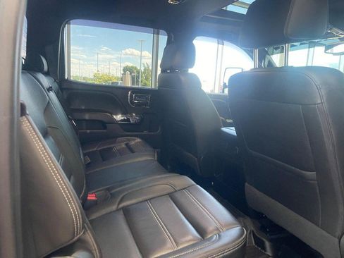 Used 2018 GMC Sierra 1500 Denali w/ Denali Ultimate Package AWD/4WD image 16
