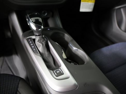 New 2026 Buick Envista Preferred image 17