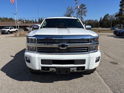 Used 2016 Chevrolet Silverado 2500 High Country w/ High Country Premium Package AWD/4WD image 8