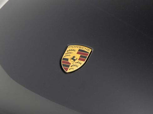 New 2026 Porsche Macan AWD/4WD image 14