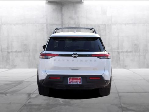Certified 2025 Nissan Pathfinder SV AWD/4WD image 6