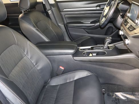 Used 2019 Nissan Altima 2.0 Edition One image 42