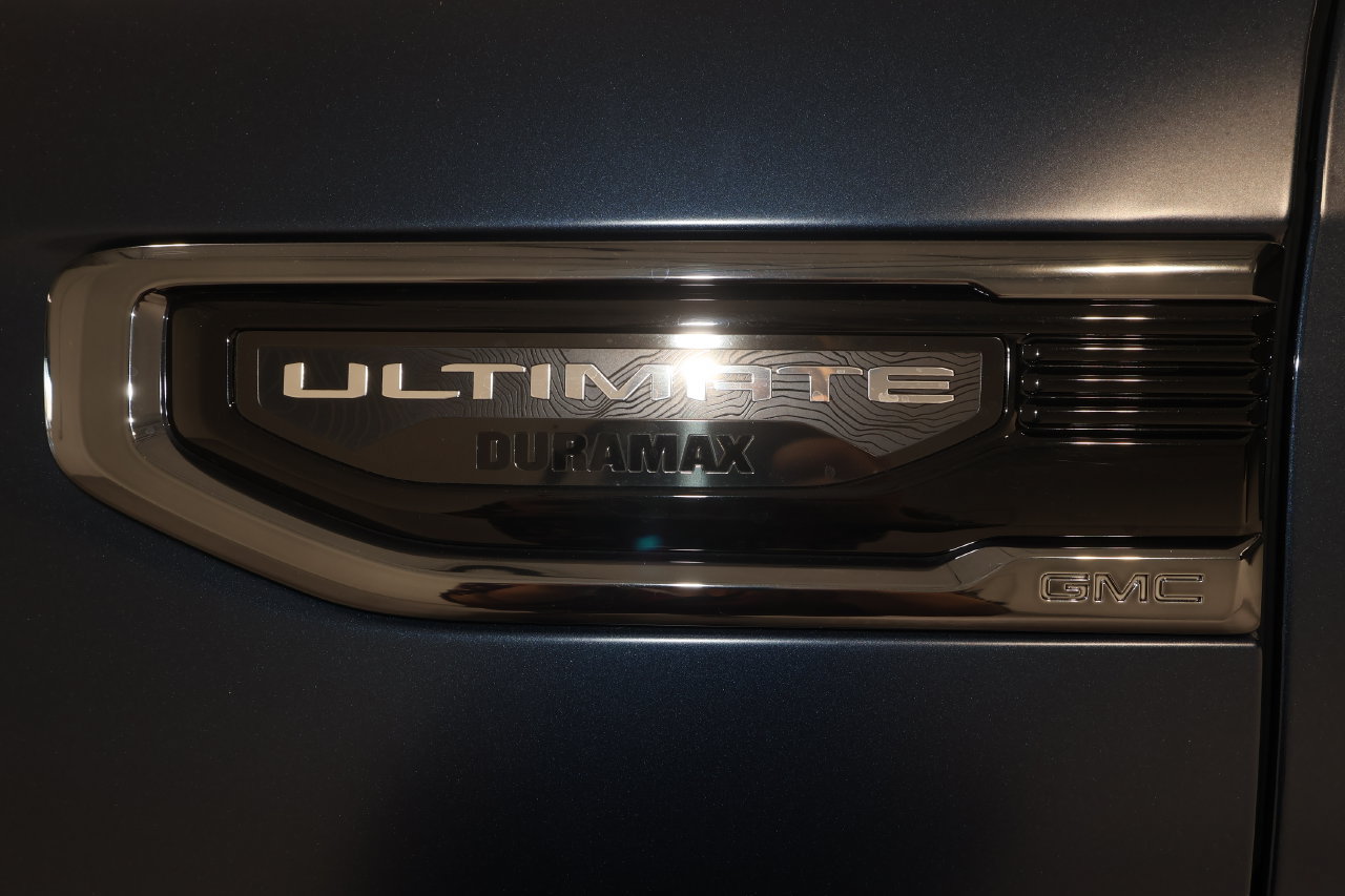 Used 2022 GMC Sierra 1500 Denali Ultimate AWD/4WD image 36