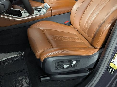 Used 2021 BMW X5 M50i w/ Dynamic Handling Package image 14