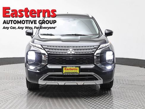 Used 2022 Mitsubishi Outlander SEL AWD/4WD image 2