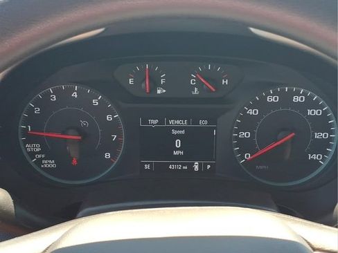 Used 2023 Chevrolet Malibu LT FWD image 11
