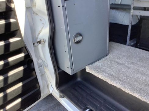 Used 2016 Chevrolet Express 2500 w/ Cold Climate Package RWD image 38