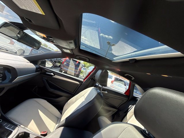Used 2019 Volkswagen Jetta R-Line FWD image 16