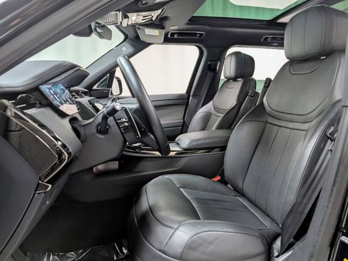 Used 2025 Land Rover Range Rover Sport SE AWD/4WD image 15