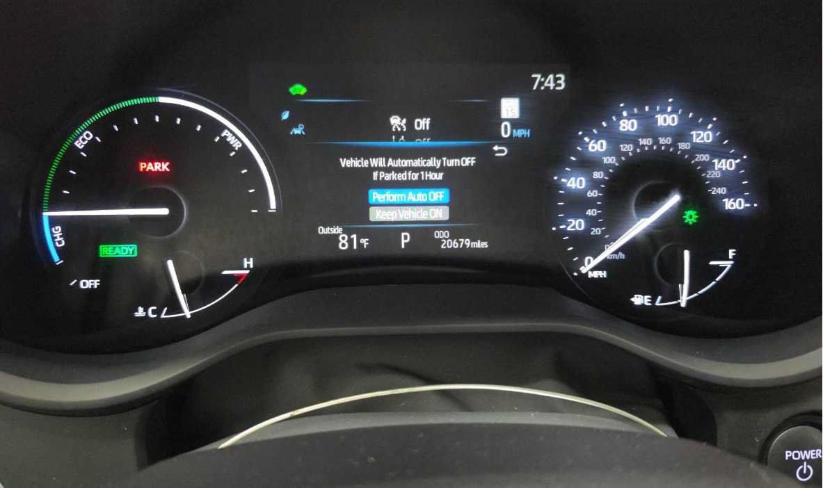 Used 2025 Toyota Sienna LE FWD image 13