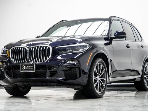 Used 2021 BMW X5 xDrive40i w/ M Sport Package AWD/4WD image 9