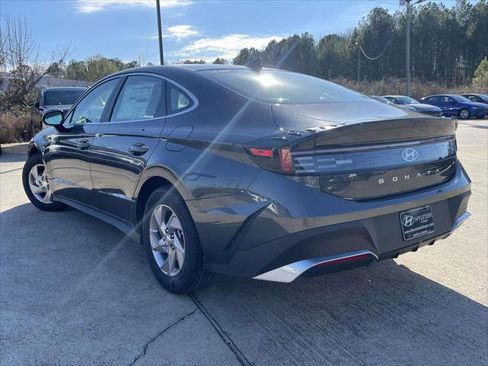 New 2026 Hyundai Sonata SE FWD image 4